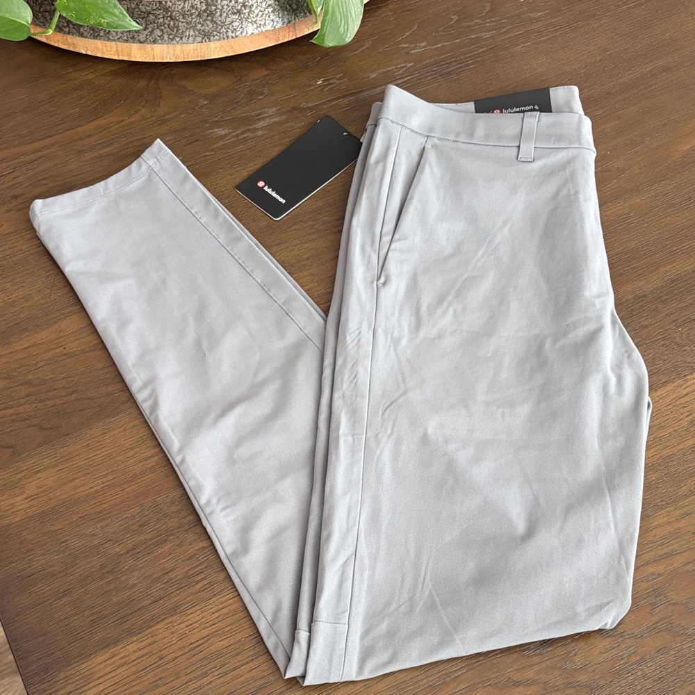 LuLulemon Commission Pant Slim 37”L